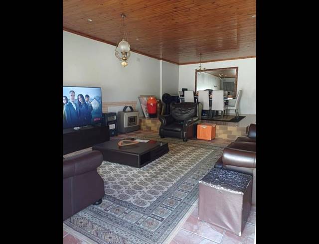 3 BEDROOM PROPERTY TO RENT IN COMPTONVILLE